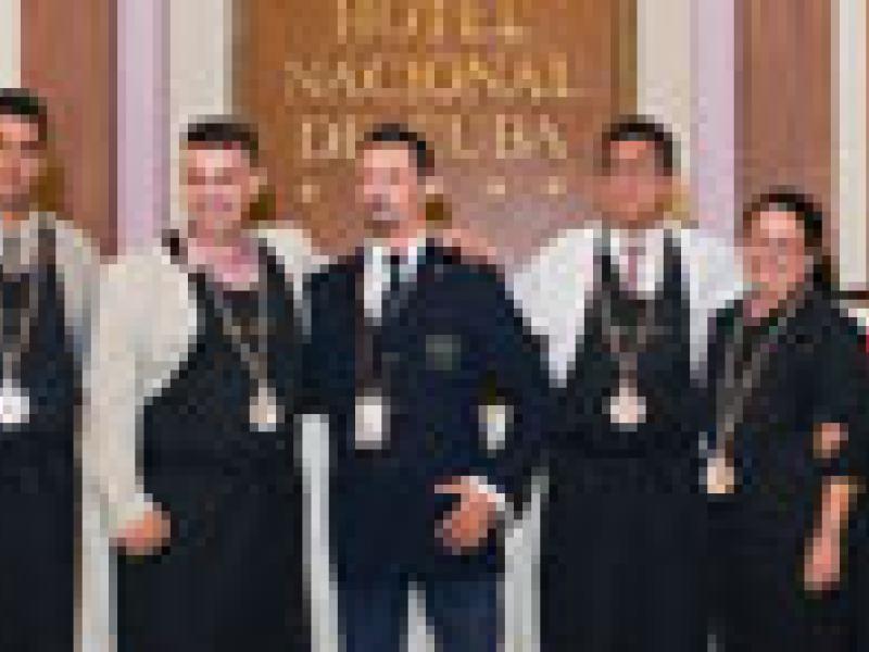 Cuba gradúa a los cinco primeros sommelieres internacionales