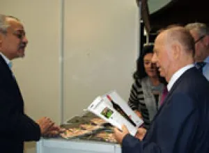 Alcalde de Torremolinos visita stand de Excelencias Gourmet