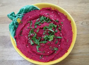 Hummus de remolacha