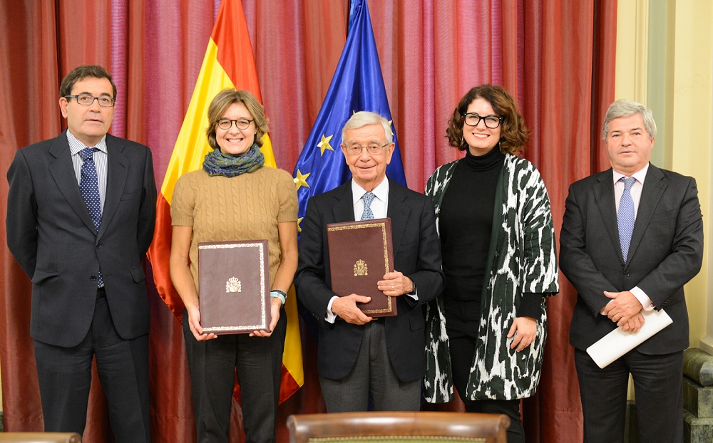 firma-acuerdo-colaboracion-mapana-real-academia-gastronomia