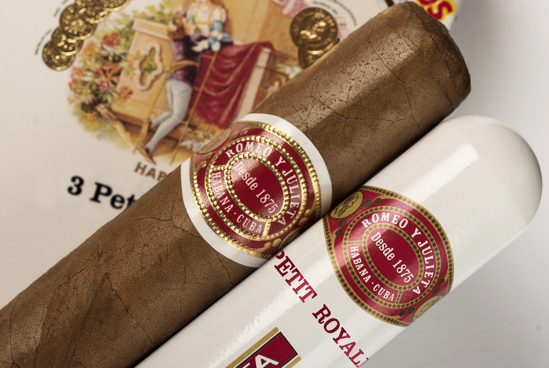  Romeo y Julieta Petit Royales