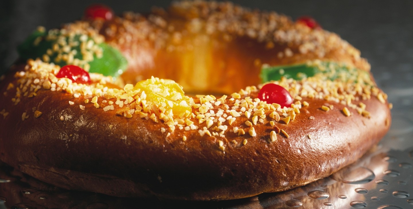 roscon de reyes-relleno-tradicional-dulces-navideños-postres-navideños