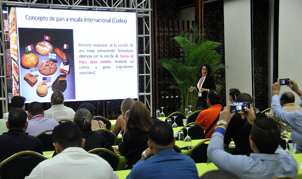 Seminario Gastronomico Internacional Excelencias Gourmet- Yehannara-Calle