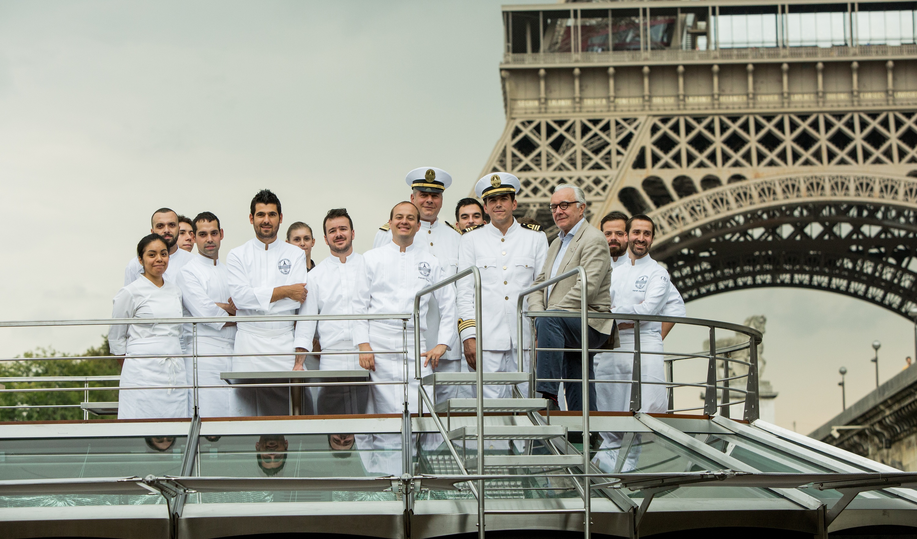 Alain Ducasse sur Seine-crucero-tripulacion