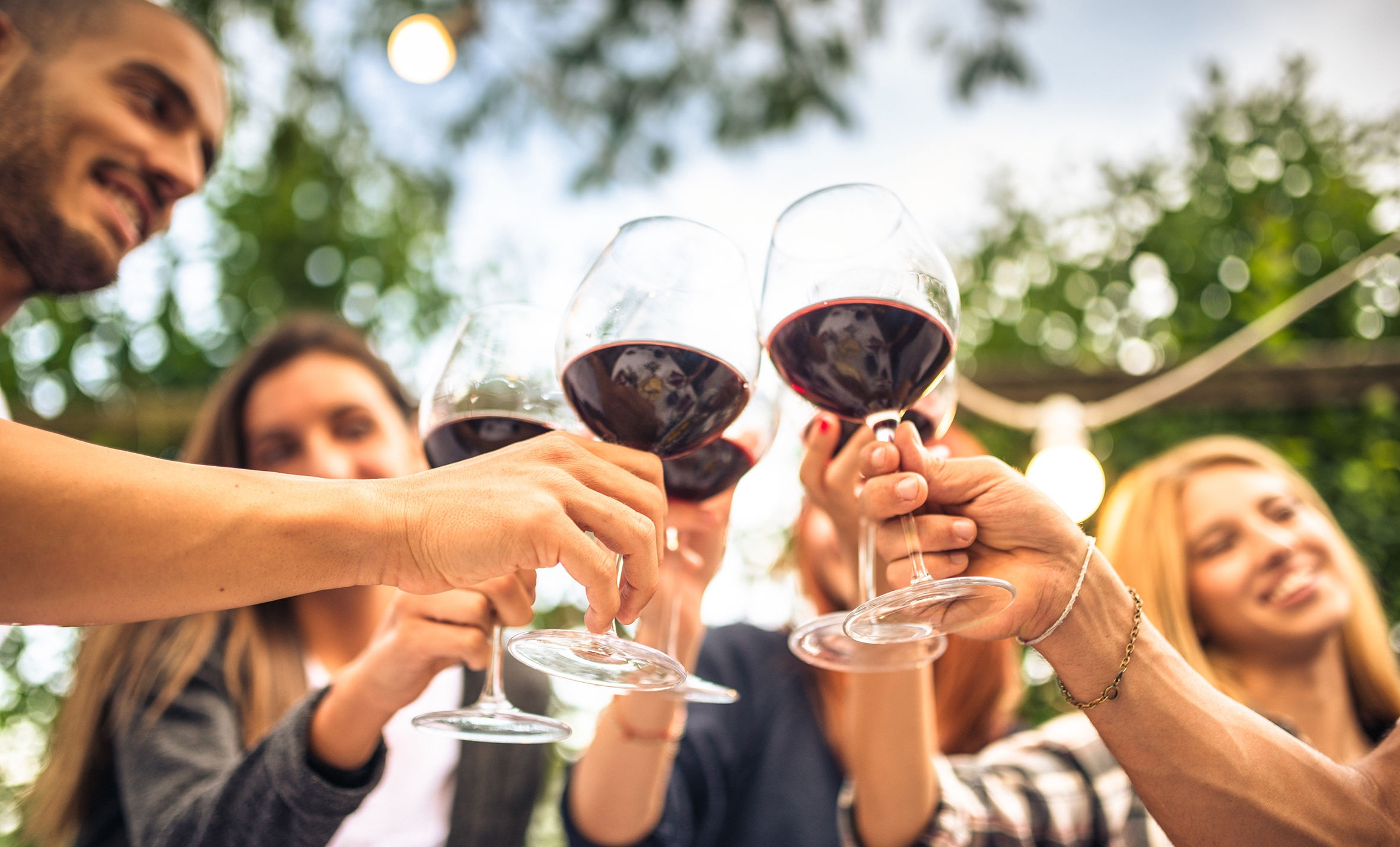 Enoturismo-Enoturistas-consumo-de-vino