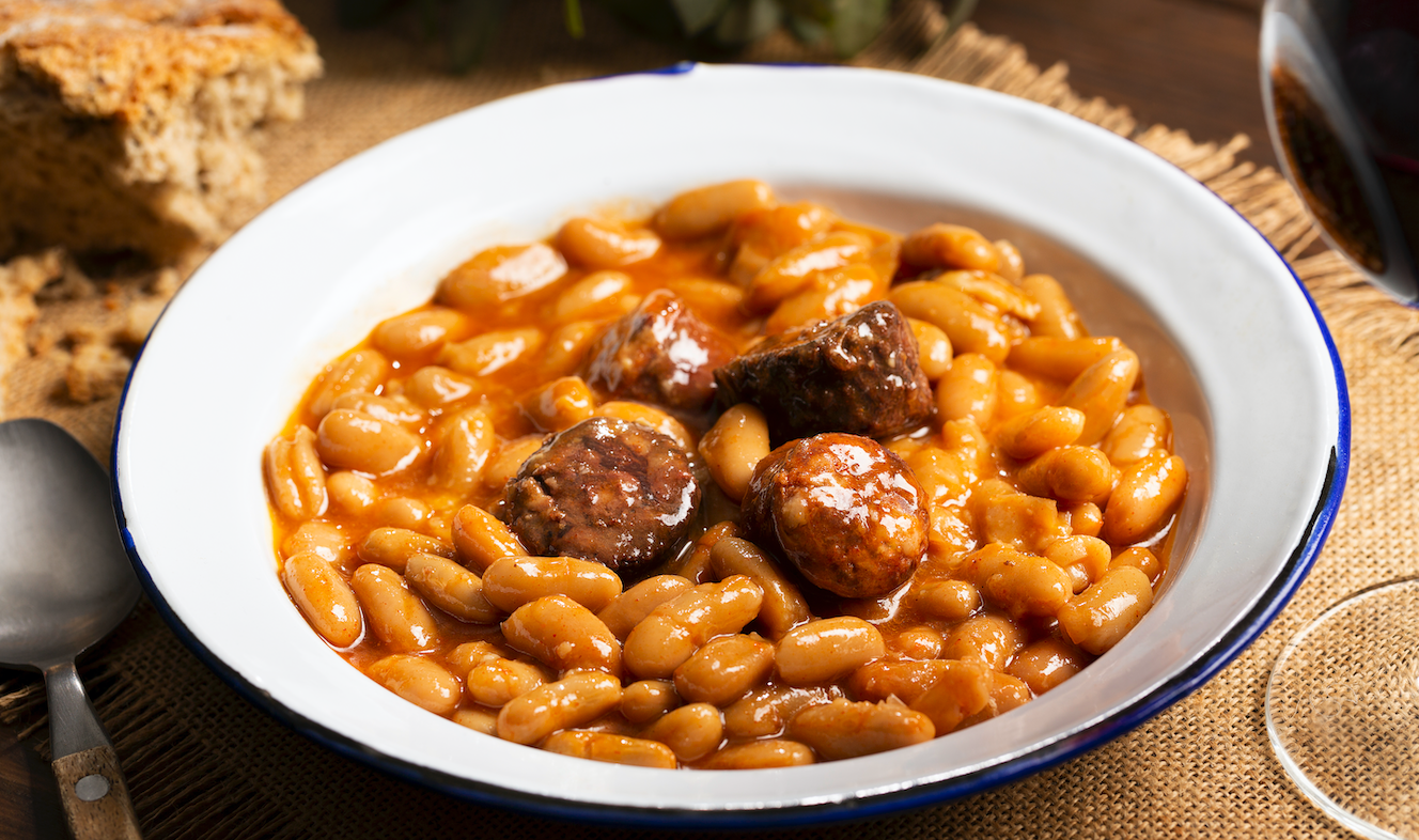 platos tradicionales-fabada-asturiana 