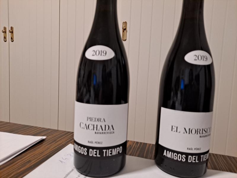 Vinos Piedra Cachada y vino el Morisco