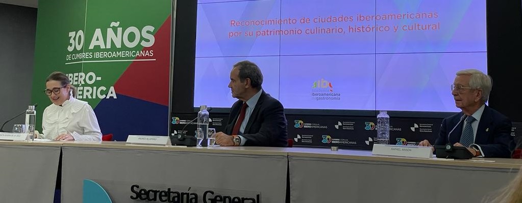 presentación oficial del Manifiesto de la Nueva Gastronomía del siglo XXI