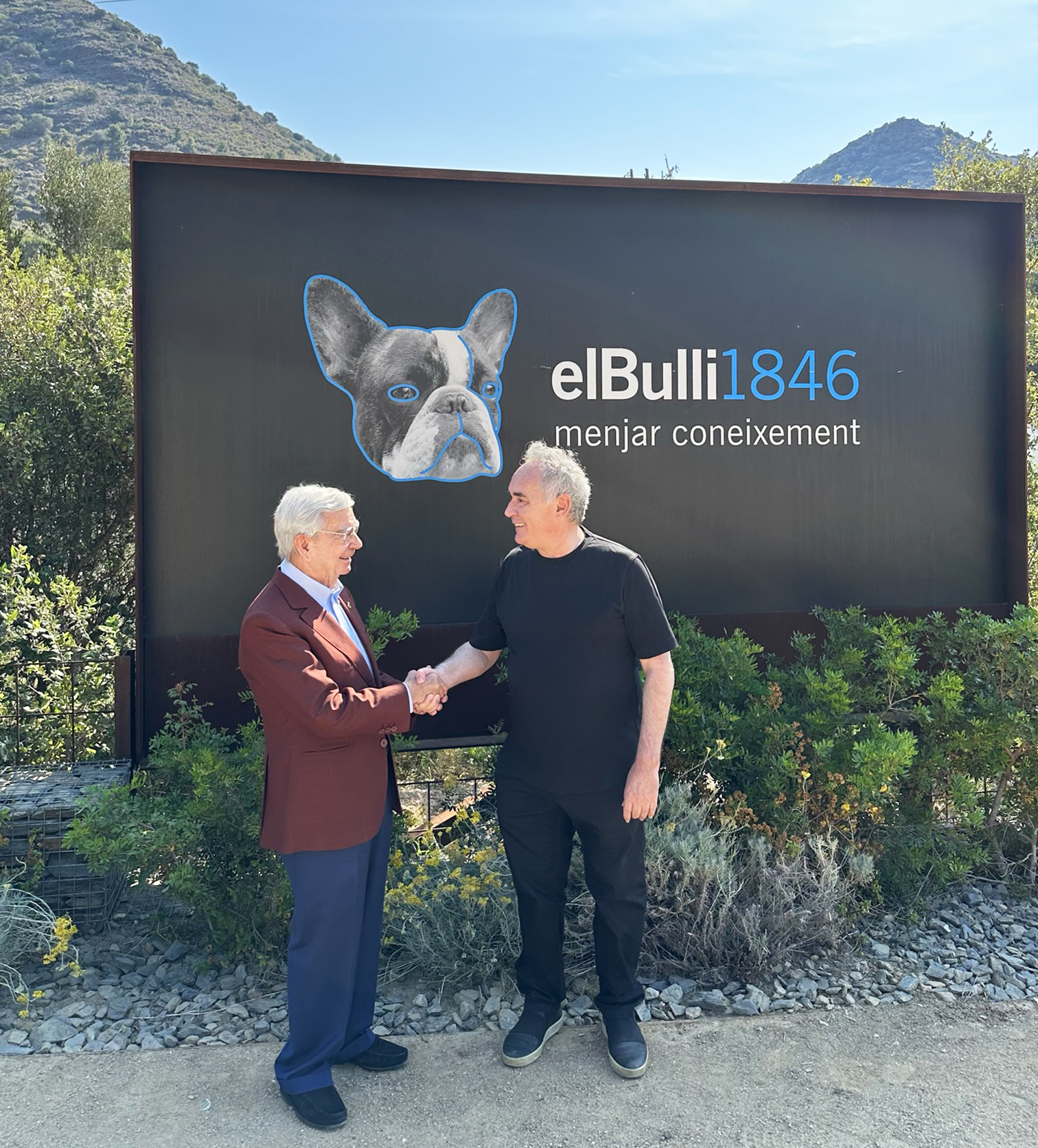 Rafael Ansón con Ferran Adrià en la inauguración del museo elBulli 1846.