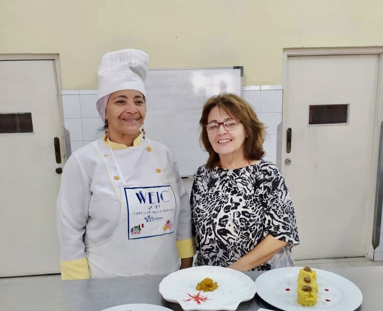 Resaltan en Cuba, la tradición en los “postres de la abuela”