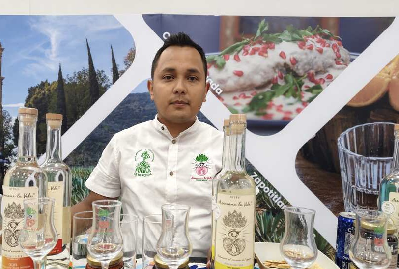 Mezcal Arráncame la vida 