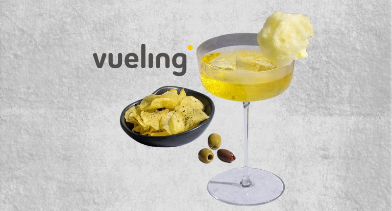 Cóctel Vueling in the Clouds servido con nube de azúcar