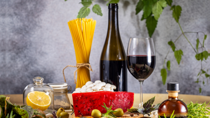 Alimentos dieta mediterránea y vino