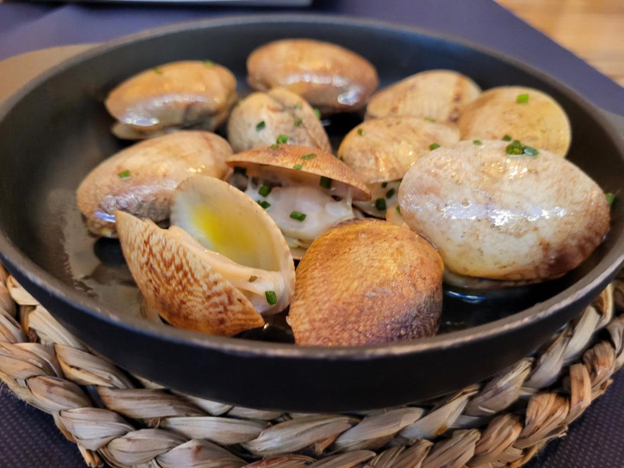 Platos de Cal Pachurri.