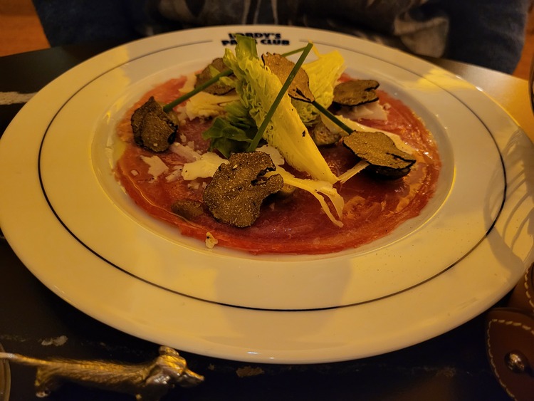 Foto Nº 2, y 3,- Platos de cocina.