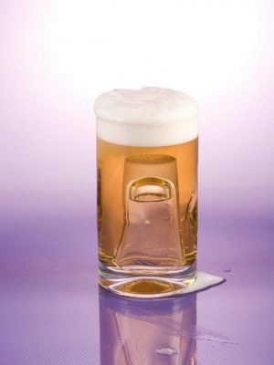 Cóctel Submarino con cerveza