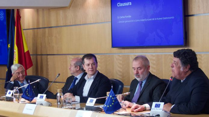 Participantes en la mesa de conclusiones del Congreso Europeo de Turismo y Gastronomía