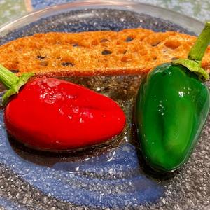 TRAMPANTOJO DE PIMIENTOS QUE SON CHOCOLATE DEL RESTAURANTE DISFRUTAR