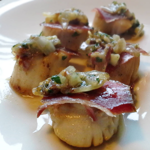 Navidad, vieiras con jamón