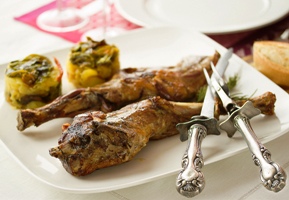 Cabrito lechal en salsa ahumada con clavos de olor y anís estrellado