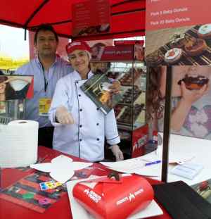 Kronuts y donuts con sello peruano