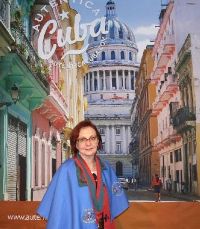 Directora de la Oficina de Turismo de Cuba investida miembro de la Cofradía Gastronómica Luso-Galicia