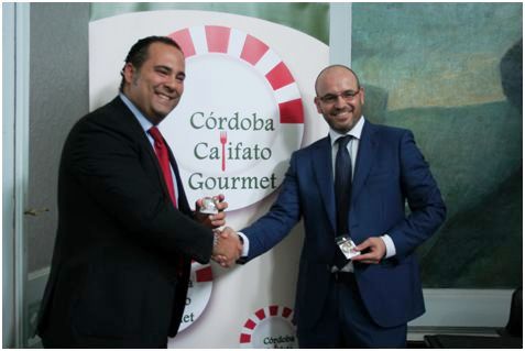 Las gafas-sonrisa de Miaoquehago serán el complemento solidario de Córdoba Califato Gourmet