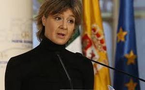  García Tejerina pide celeridad a la Comisión Europea para duplicar la intervención de leche desnatada en polvo y mantequilla