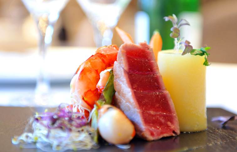 Atún crudo para un 2017 en línea