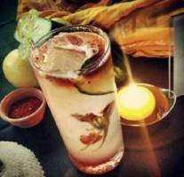  Estadounidense se proclama mejor bartender del mundo en cocteles con ginebra