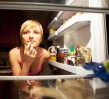 Comidas a evitar para una buena noche de sueño