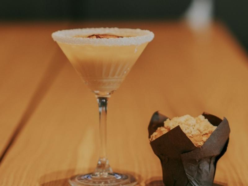 Postres y cócteles 
