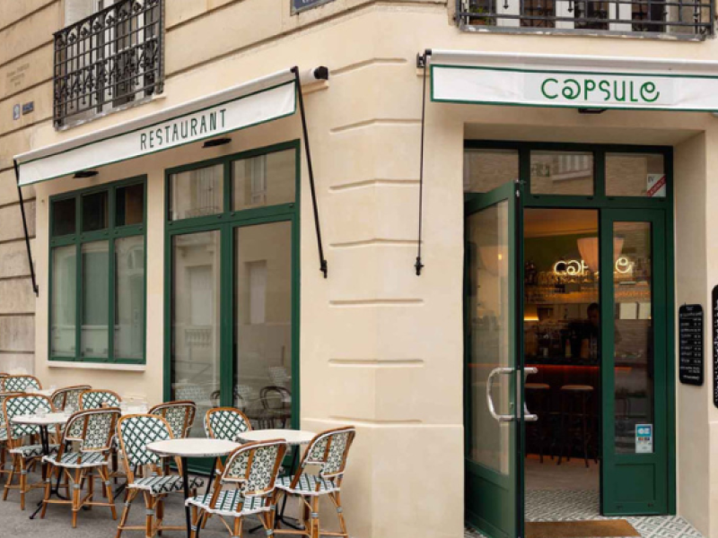 Fachada de Capsule