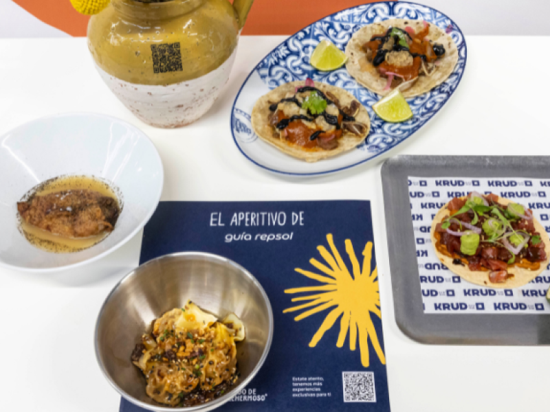 El aperitivo más rompedor del verano: cuatro mesas exclusivas en el Mercado de Vallehermoso