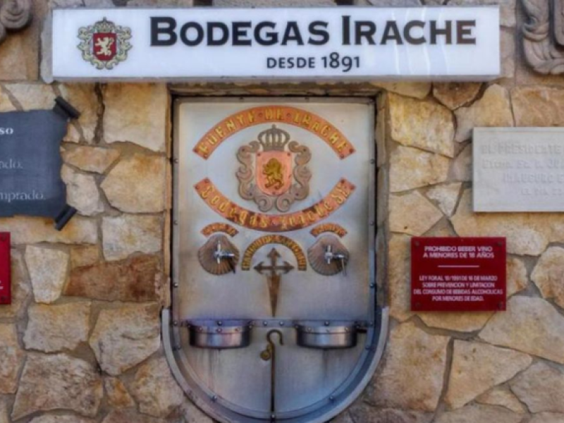 fuente de vino
