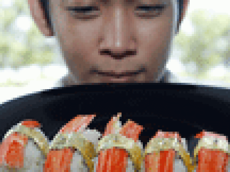 Un chef filipino crea el sushi más caro del mundo: 1.700 € el plato